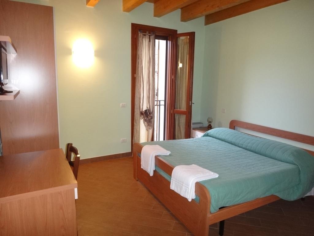 Agriturismo San Valentino Castellarano Pokój zdjęcie
